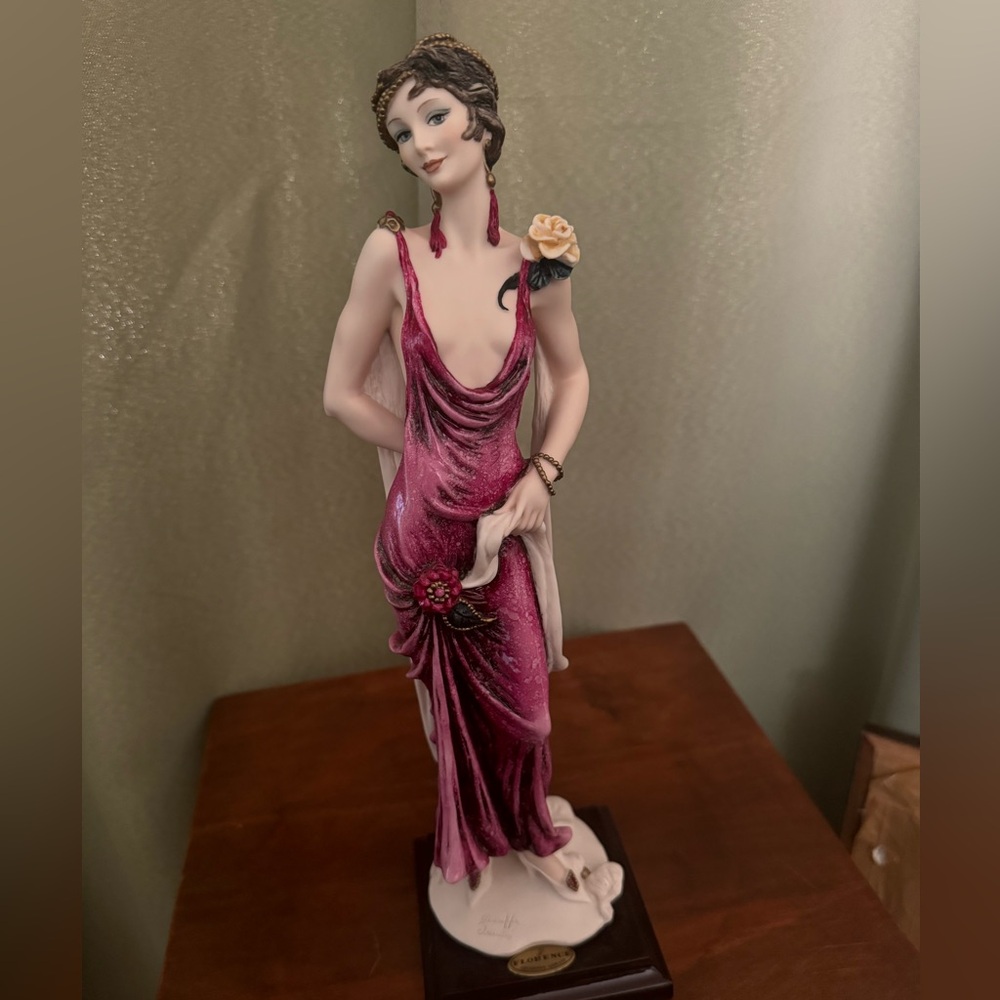 Giuseppe Armani Damina Con Rosa Su Spalla Sara Porcelain Figure W/Tag 13"H 1289C